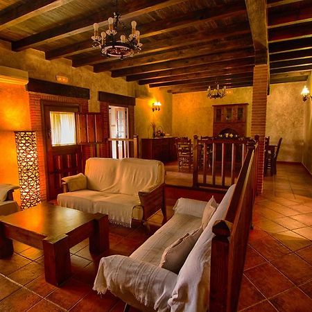 Casa Rural Tia Tomasa Malpartida De Plasencia Luaran gambar