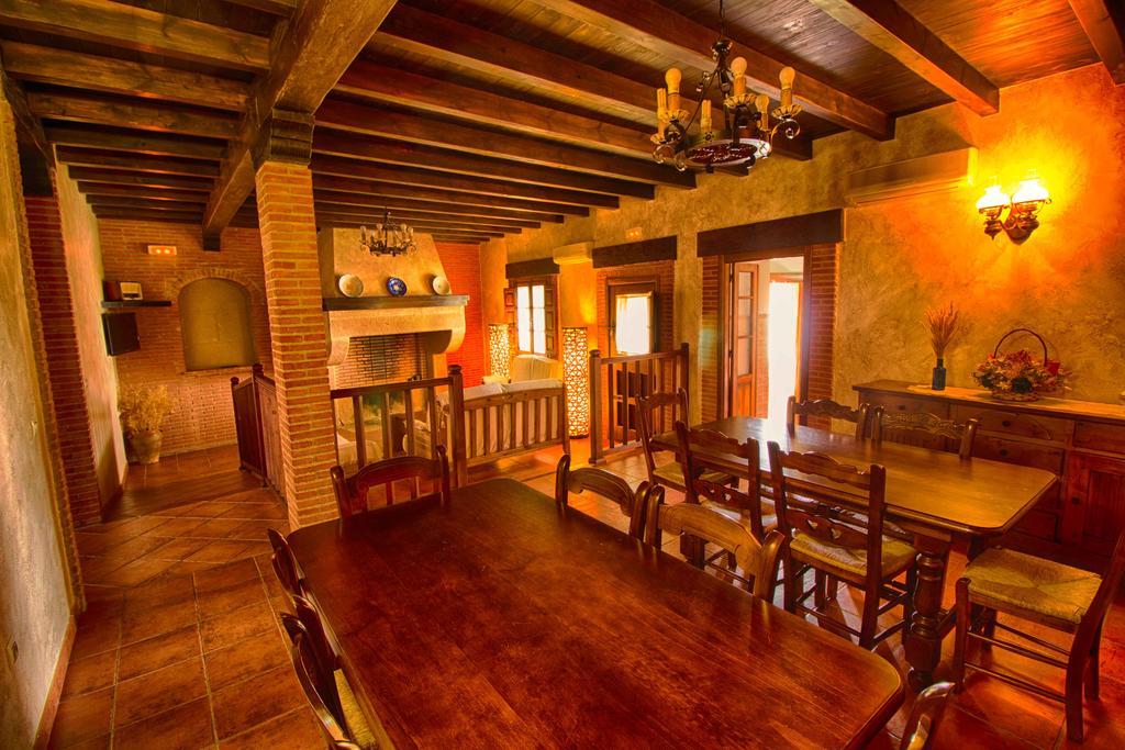 Casa Rural Tia Tomasa Malpartida De Plasencia Luaran gambar